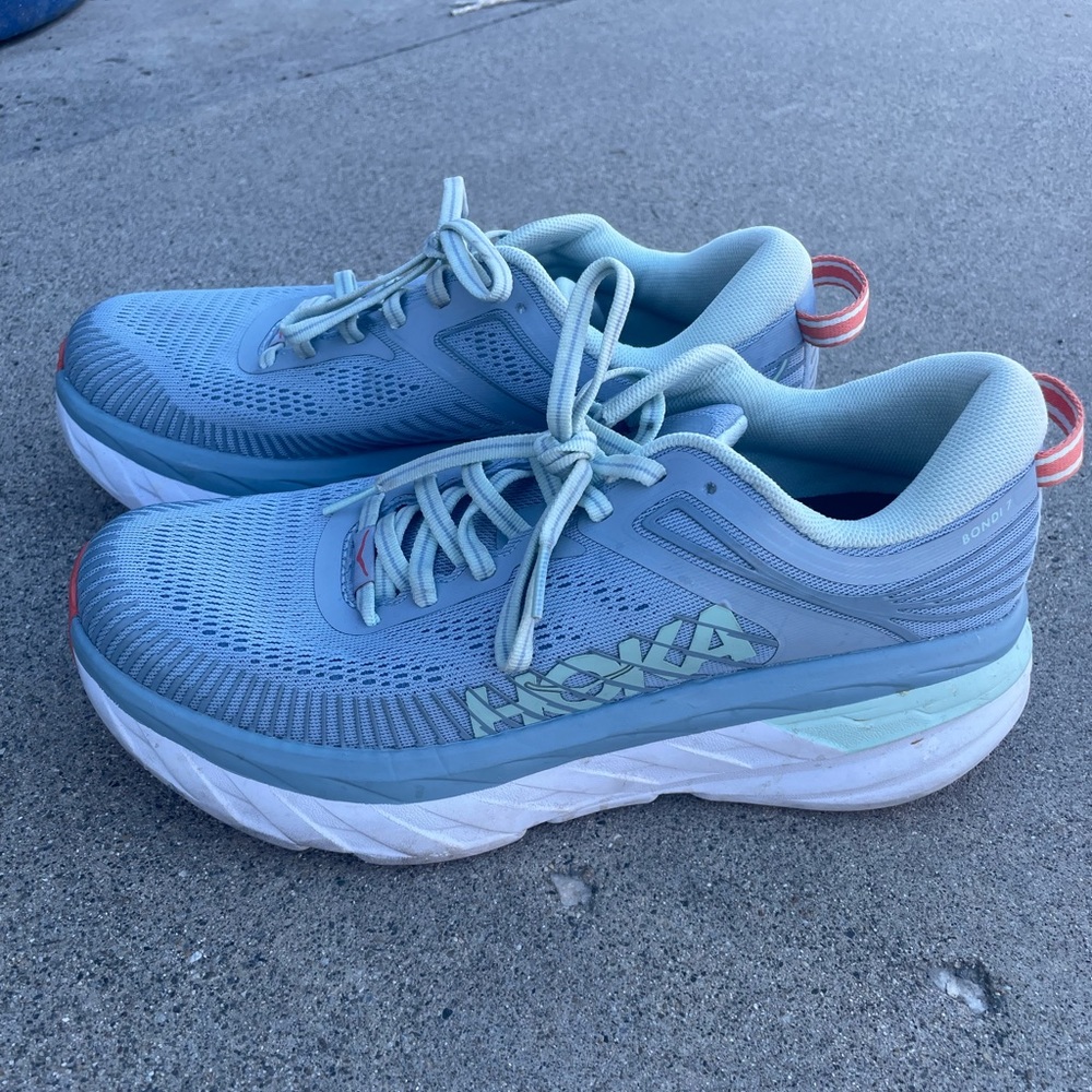 Hokas